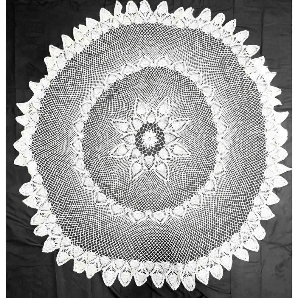 Handmade Round Flower Crochet Table Cloth Size 72